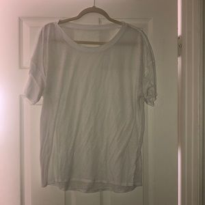 Lululemon Veil White T Shirt Size 10 - LIKE NEW